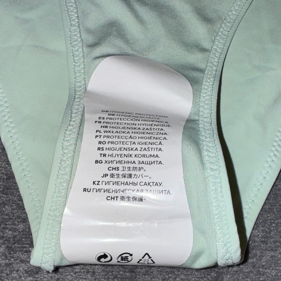 H&M - NWT Light Green Bikini Bottom size 8/M - Picture 11 of 13